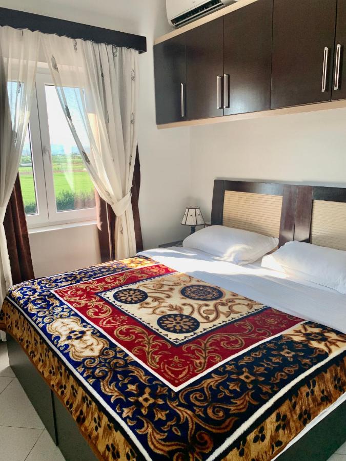Hotel Anxhelo Kuçova Kültér fotó