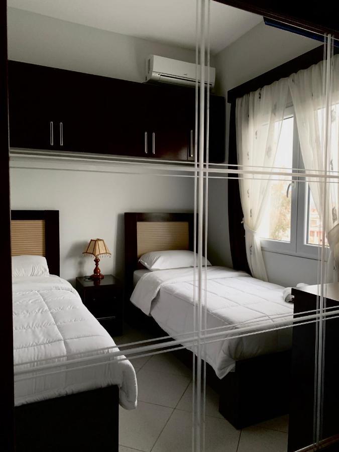 Hotel Anxhelo Kuçova Kültér fotó