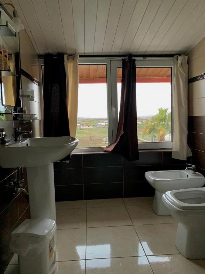 Hotel Anxhelo Kuçova Kültér fotó